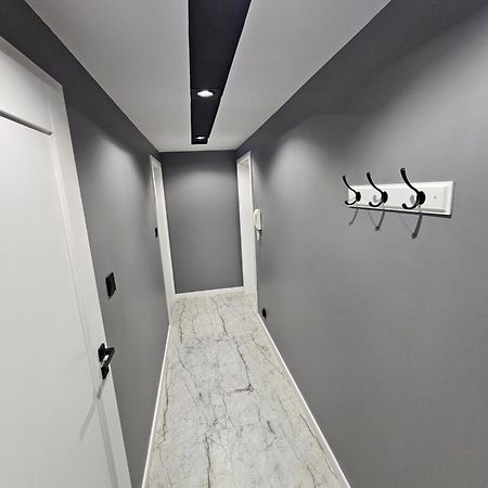 Apartament Z Jacuzzi Klimatyzacja Prywatny Parking Radom Eksteriør bilde